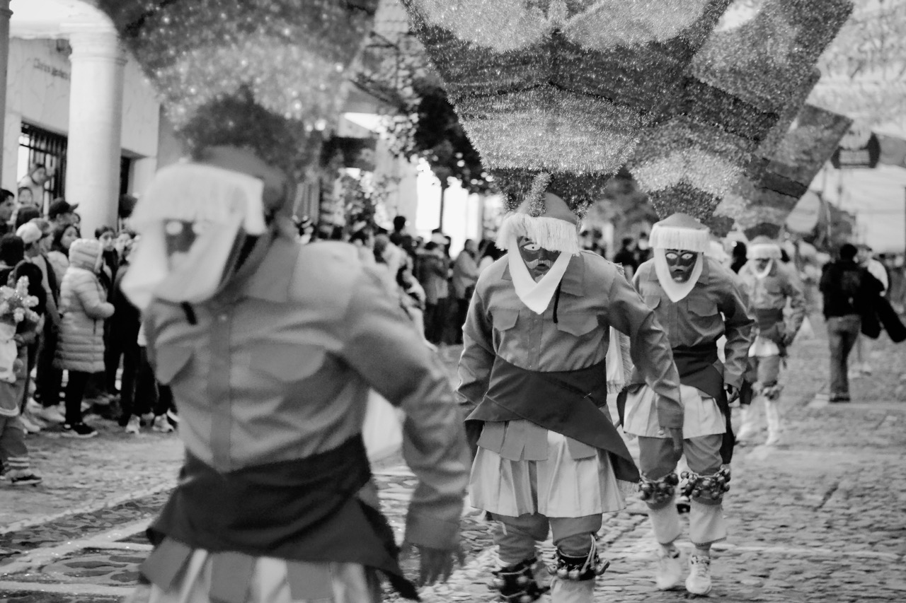 Danza de Santiagos